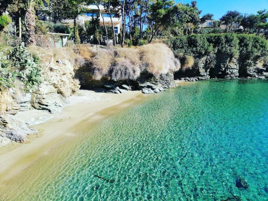 Lenico Beachfront Suites Agia Pelagia  Luaran gambar