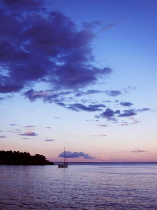 Lenico Beachfront Suites Agia Pelagia  Luaran gambar