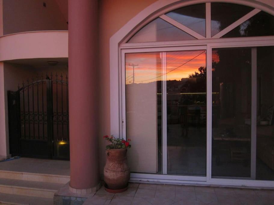 Lenico Beachfront Suites Agia Pelagia  Luaran gambar