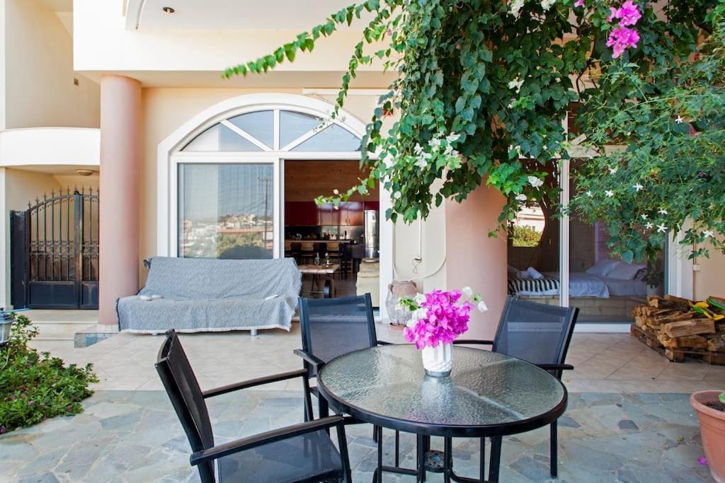 Lenico Beachfront Suites Agia Pelagia  Luaran gambar