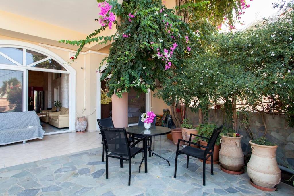 Lenico Beachfront Suites Agia Pelagia  Luaran gambar